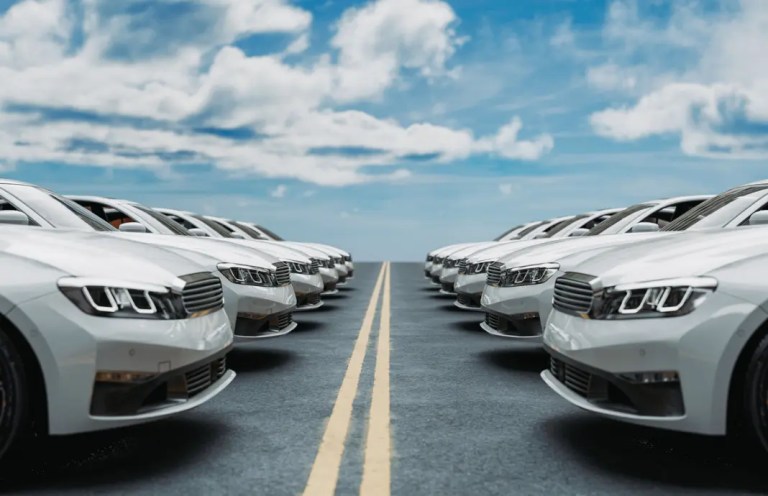cómo se cotizan seguros para flotillas de autos​