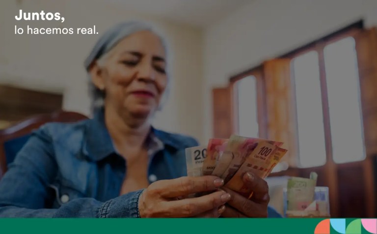Gran parte de los mexicanos destinan casi la mitad de su sueldo en alimentos y bebidas.