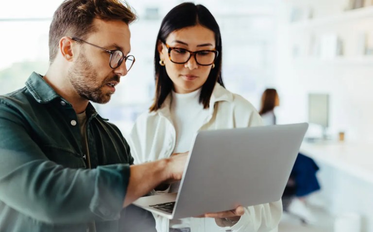 En SOC te brindamos asesoría especializada sin costo para adquirir o mejorar tu crédito hipotecario.